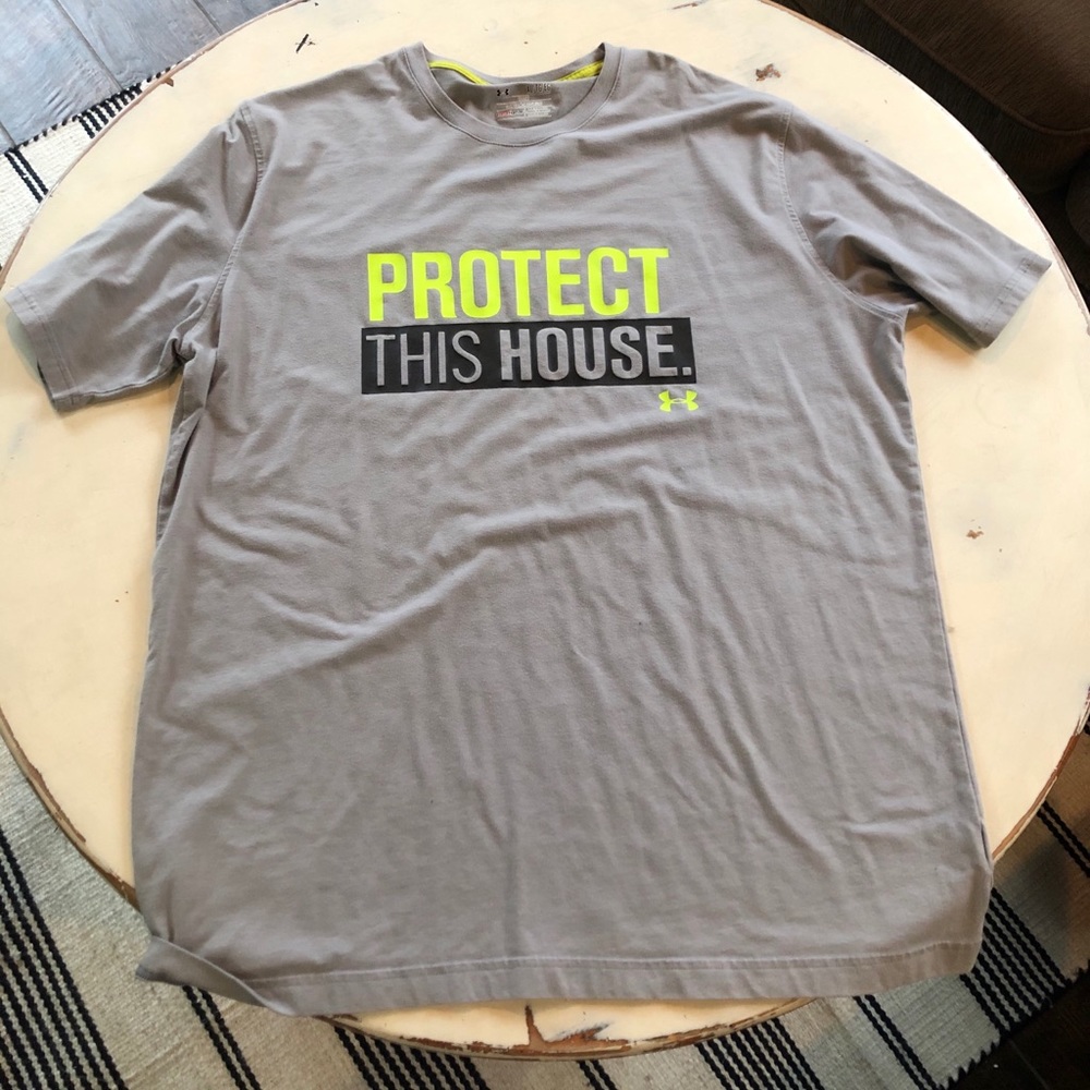 COPY - Men’s under armour tshirt